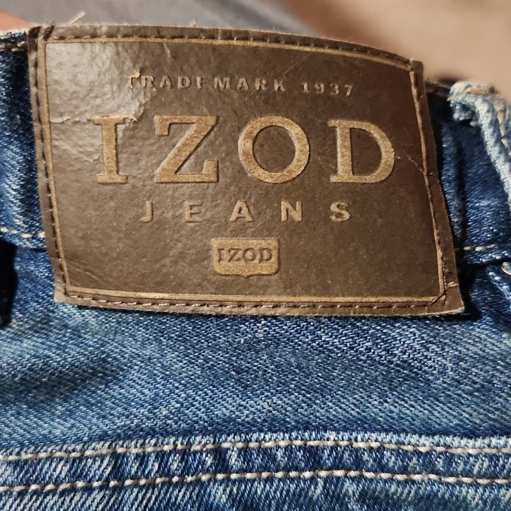 [Izod] Vintage Wash Classic Fit Zip Fly Jeans - Size 40x30 - Picture 10 of 10